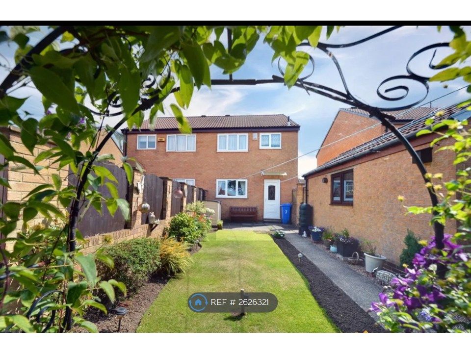 Property photo 2 of 9