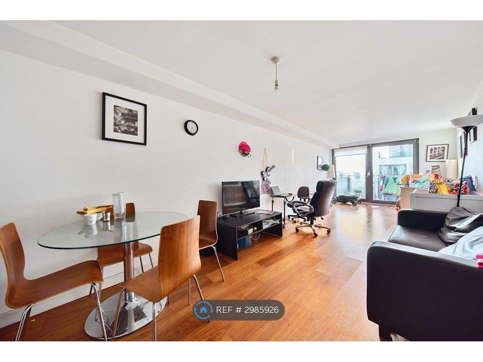Property photo 3 of 11