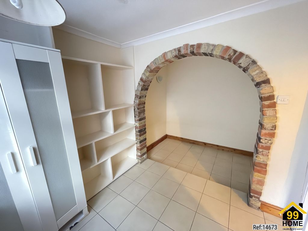 Property photo 2 of 20 Photo 1