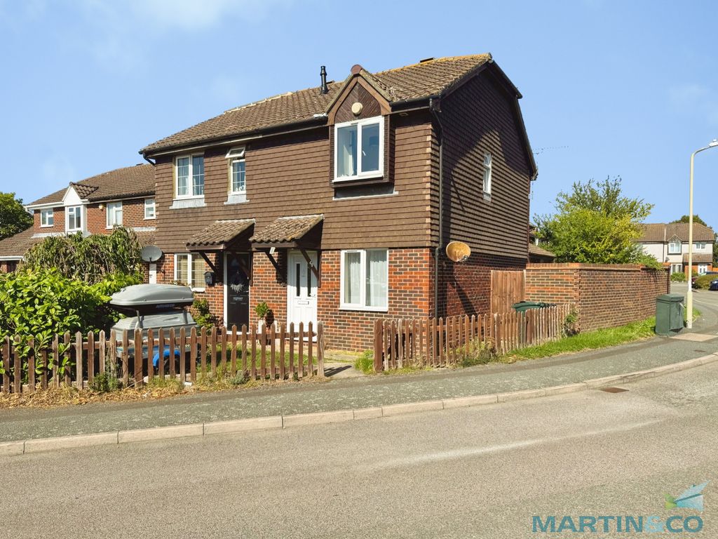 Property photo 1 of 11 5B3cd404--48F2-A58B-848Bc65C4C01-24901-00000B62Da7