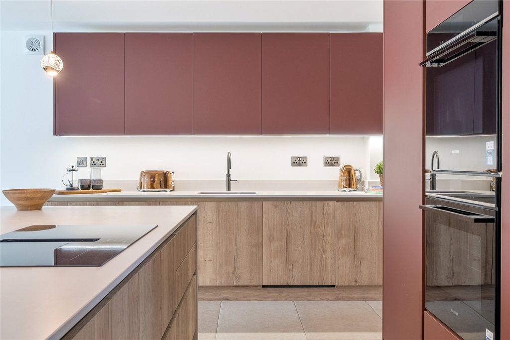 Property photo 2 of 16 Kitchen