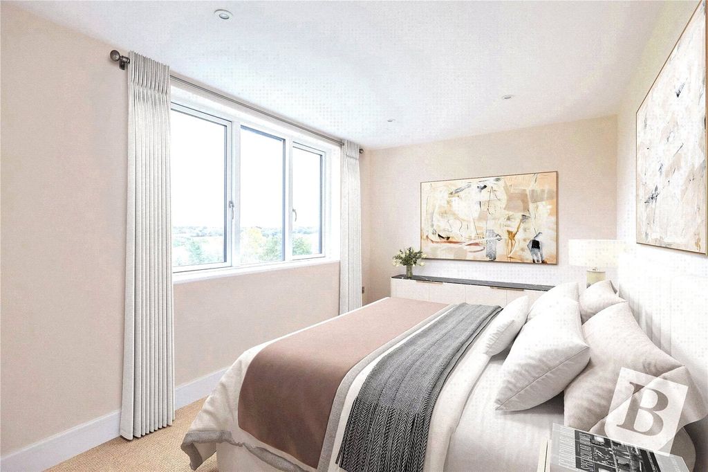 Property photo 3 of 15 Bedroom