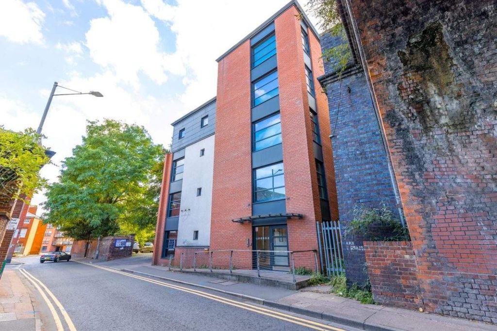 Property photo 3 of 6