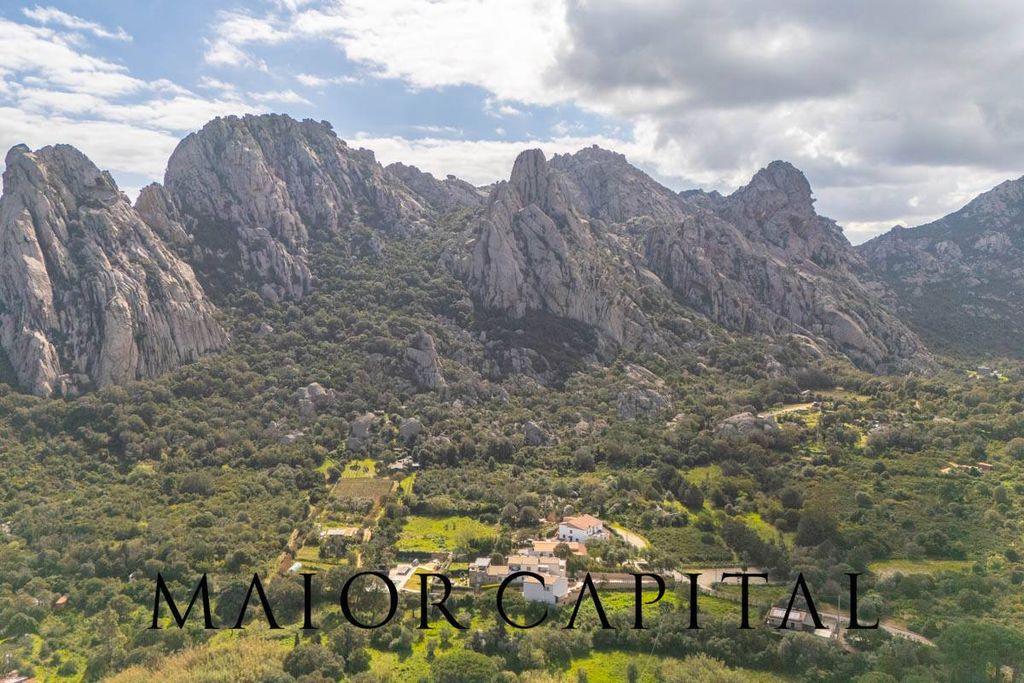 Property photo 3 of 44