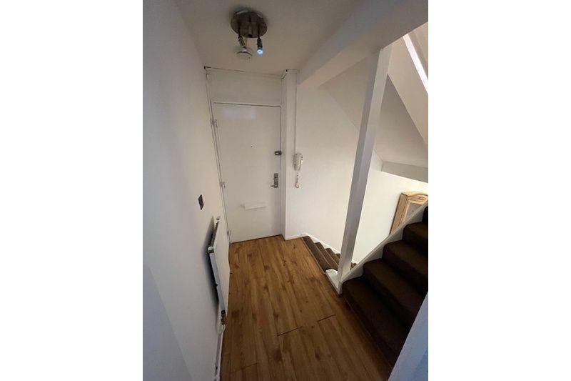 Property photo 3 of 27