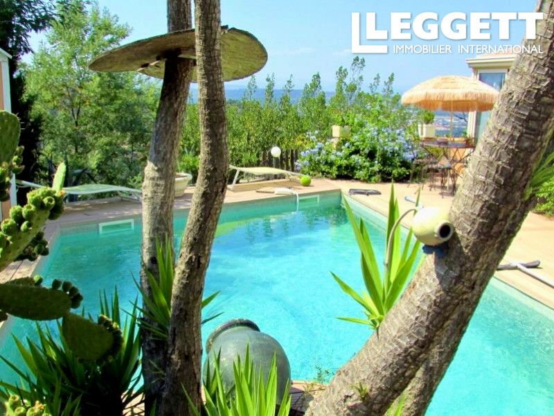 Property photo 1 of 4