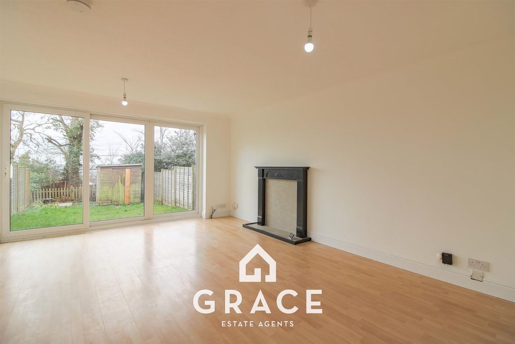 Property photo 3 of 13 Untitled_Hdr-4.Jpg