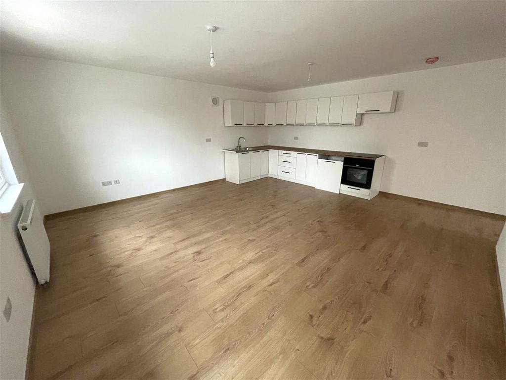 Property photo 3 of 5 Img_8232.Jpg