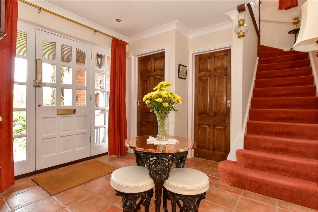 Property photo 3 of 19 Hallway