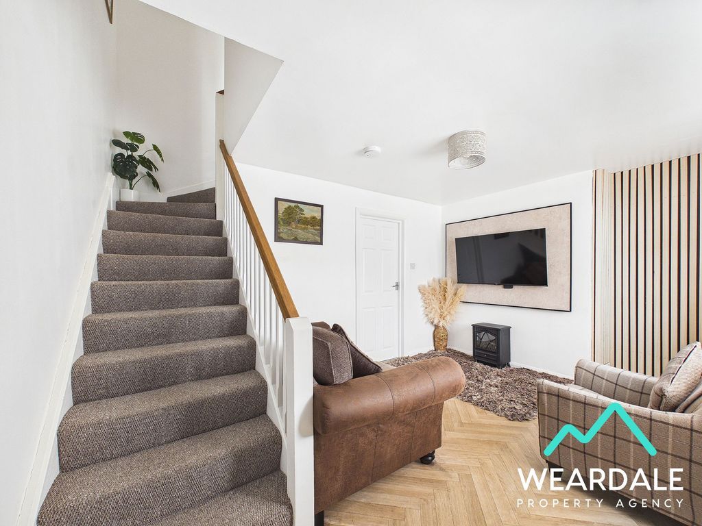 Property photo 2 of 22