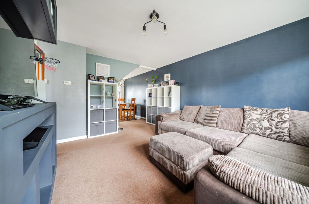 Property photo 3 of 21 1403555-8-6978B31...