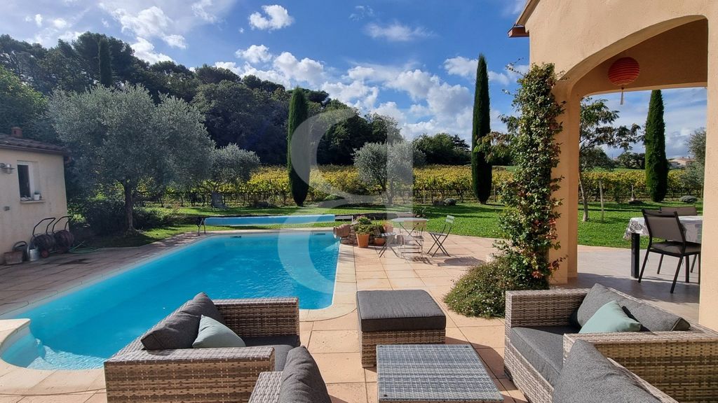 Property photo 2 of 30