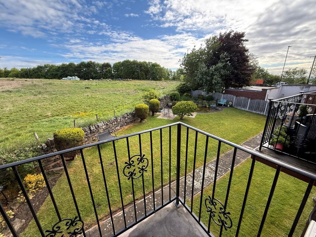 Property photo 2 of 19 20 Fitzwilliam Balcony.Jpg