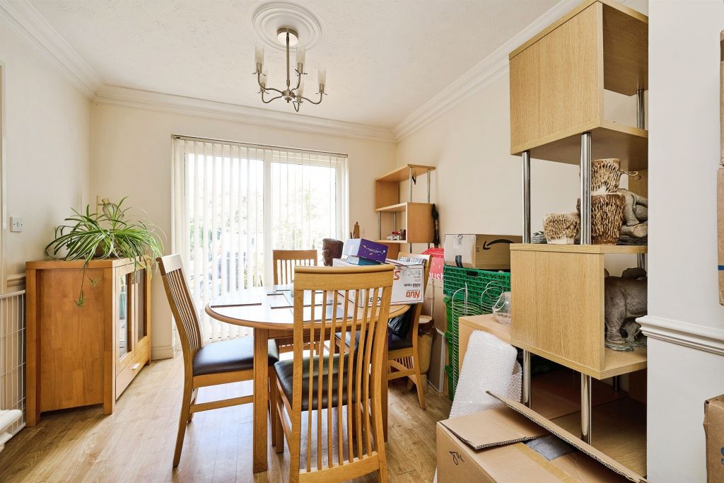 Property photo 3 of 20