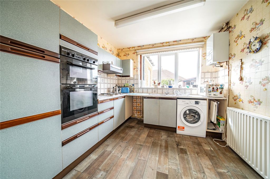 Property photo 2 of 22 Picture No. 07