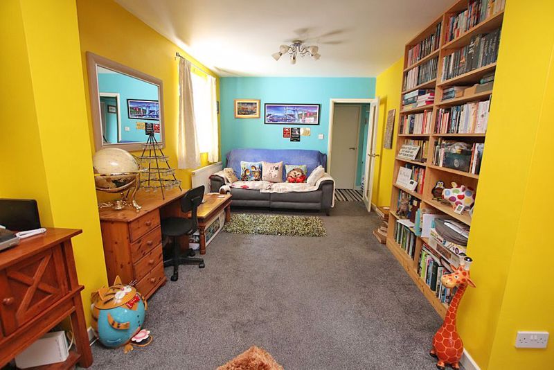 Property photo 3 of 16 Lounge Diner (Lounge Area)