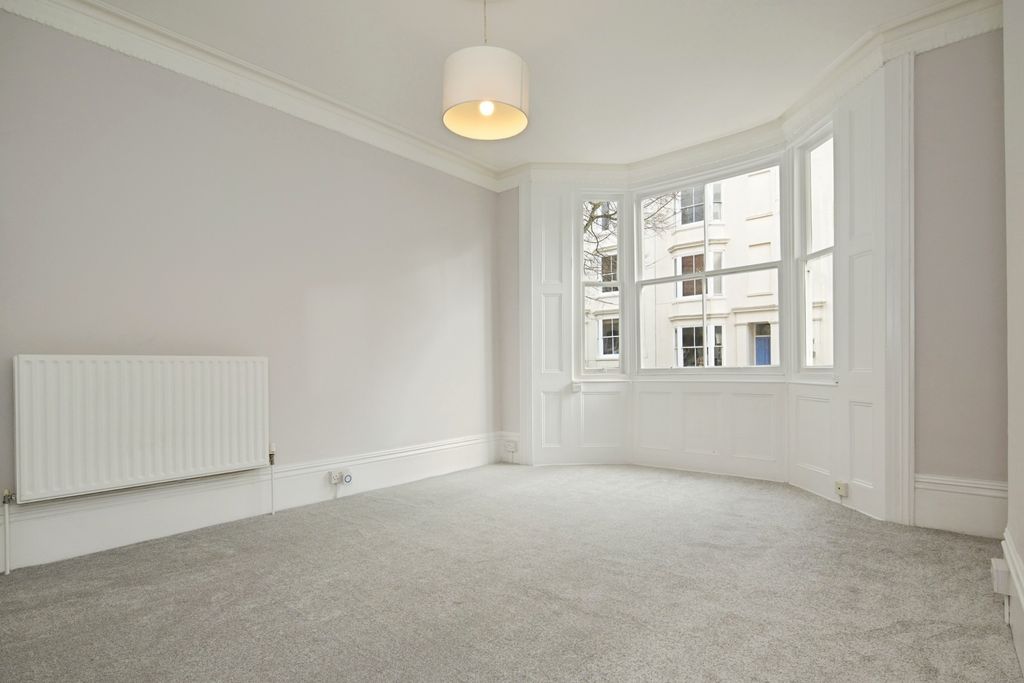 Property photo 3 of 13 Picture 3