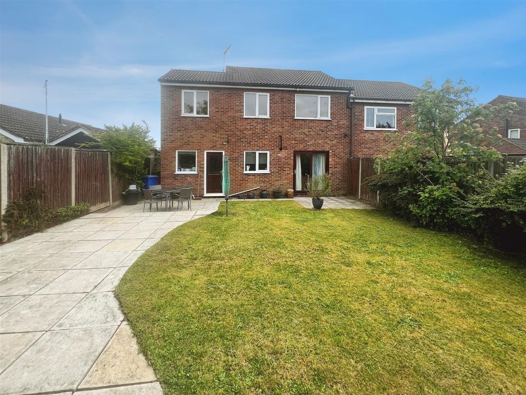 Property photo 2 of 14 Rear Garden