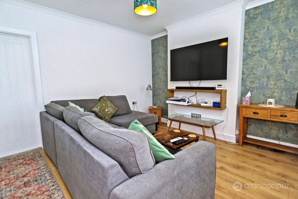 Property photo 3 of 20 4847193