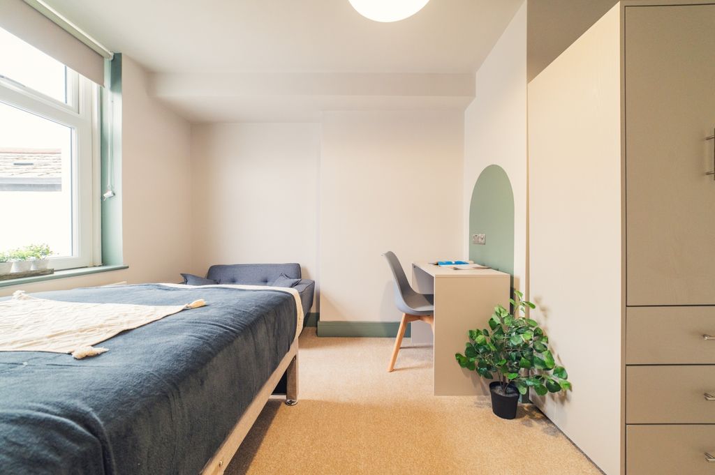 Property photo 3 of 19 Call 02920 668585 To Secure Your Viewing_8