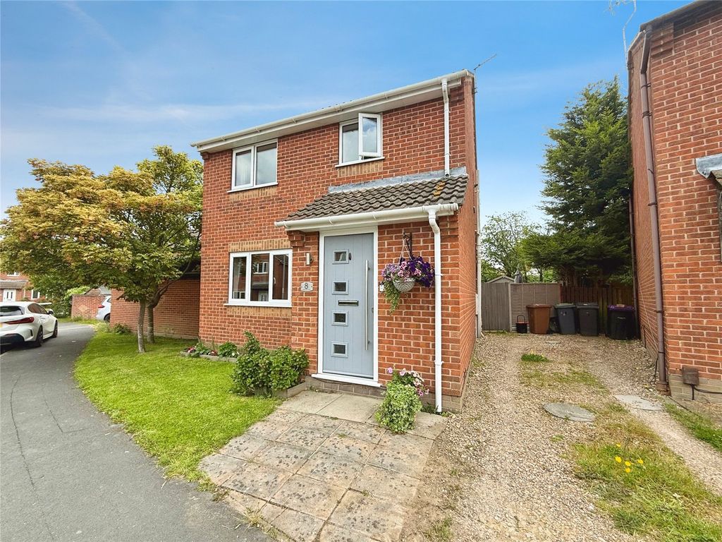 Property photo 1 of 16 Gardens