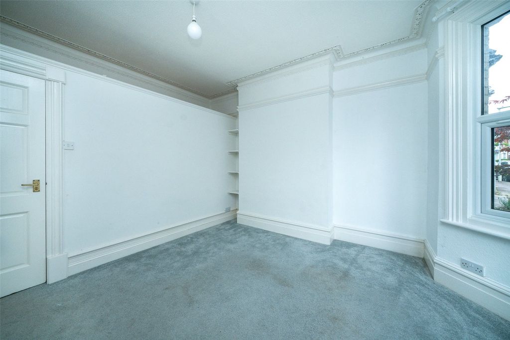 Property photo 3 of 25 Picture No. 03