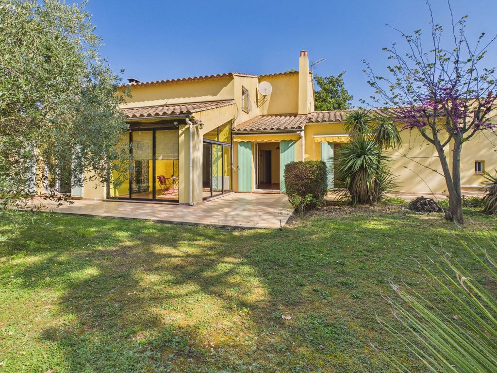 Property photo 3 of 26