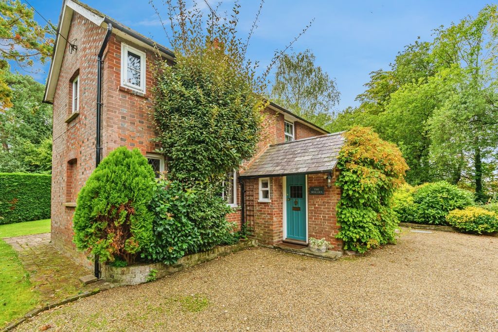 Property photo 1 of 18 Photo