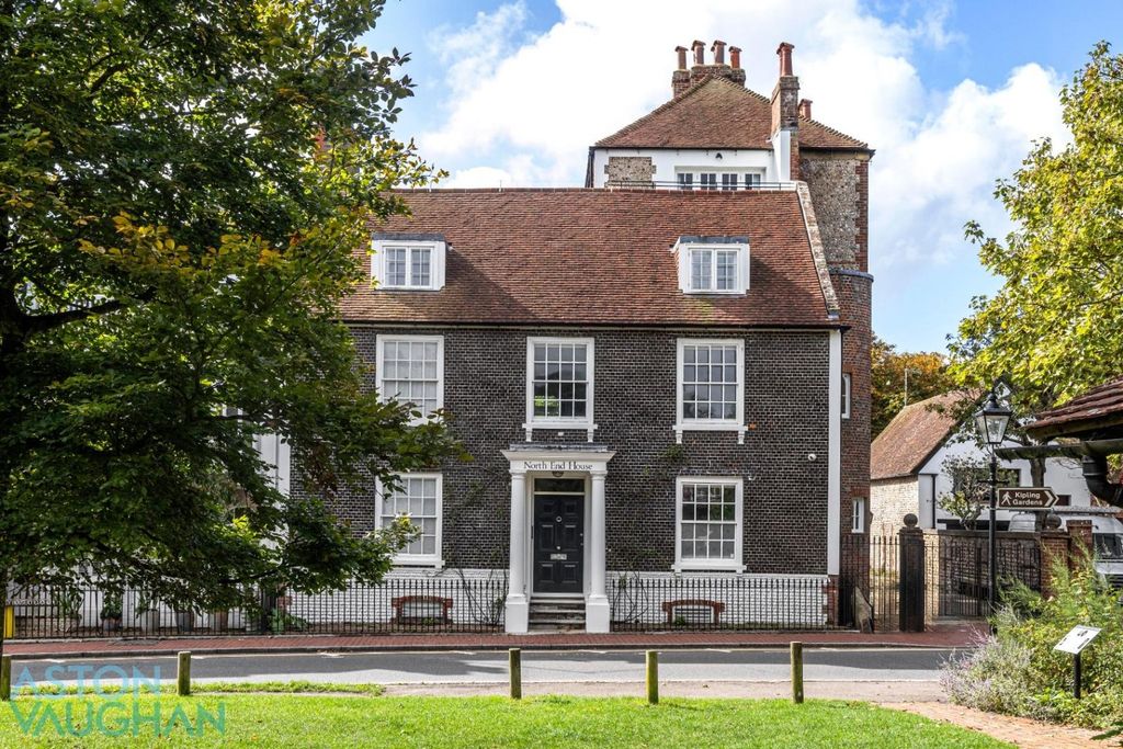 Property photo 1 of 41 4631580
