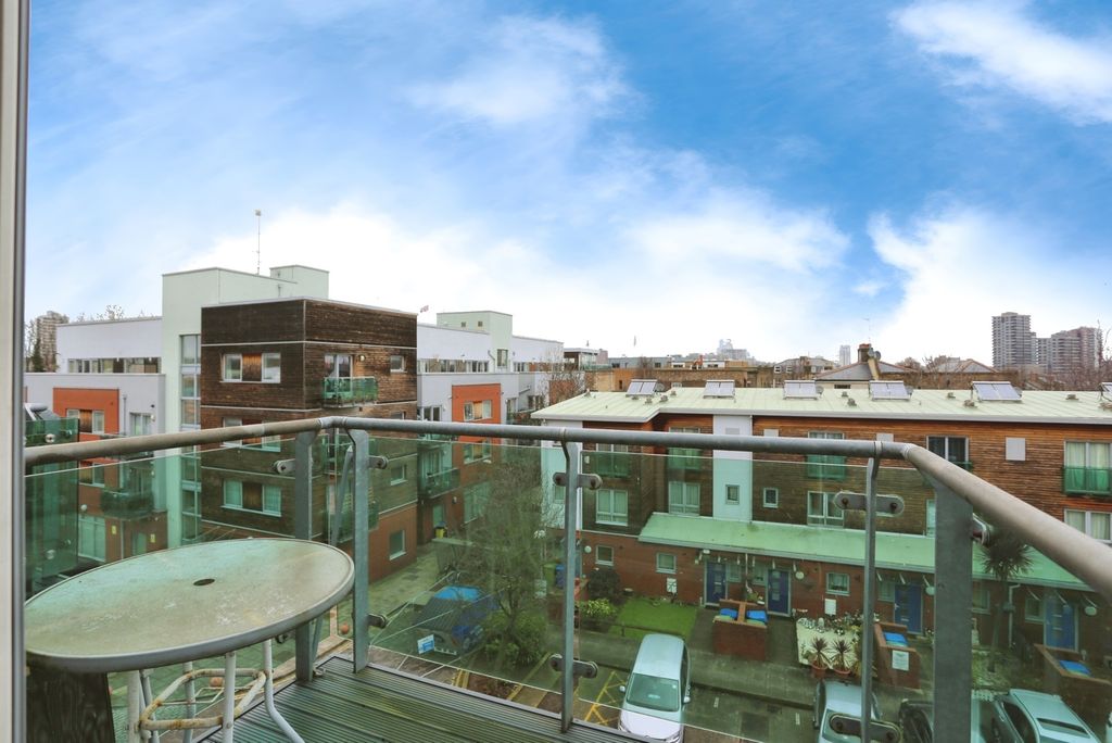 Property photo 3 of 14 Pbox-Img.Jpg