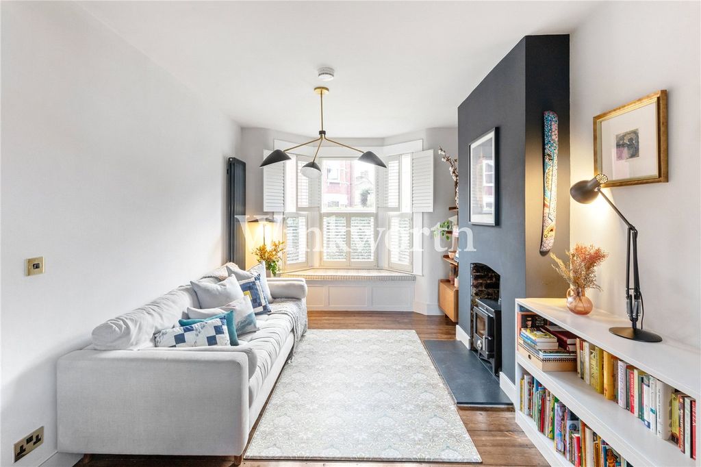 Property photo 2 of 23 Picture No. 40