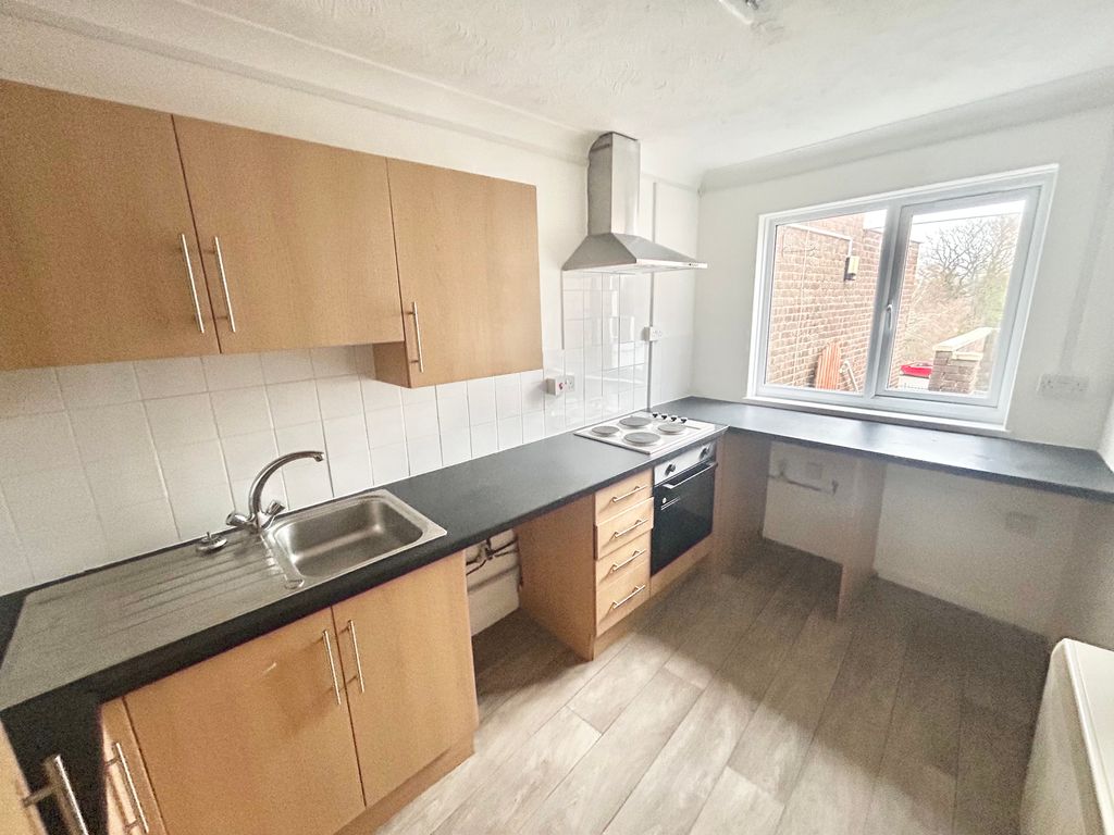 Property photo 2 of 9 Image