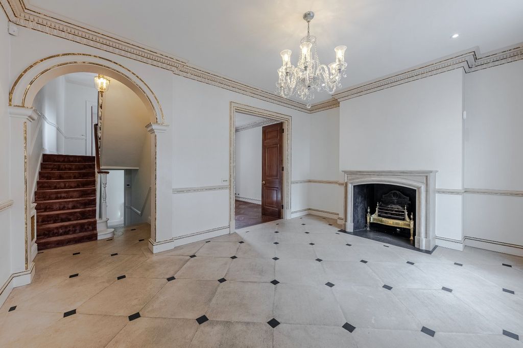 Property photo 2 of 13 Reception Room