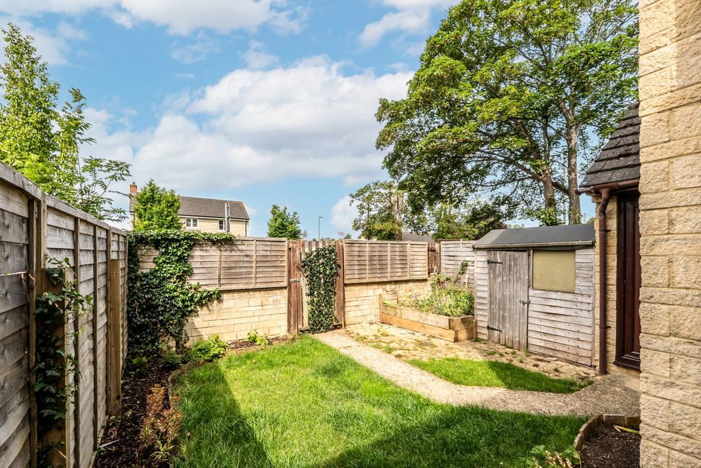 Property photo 1 of 15 Dsc04105