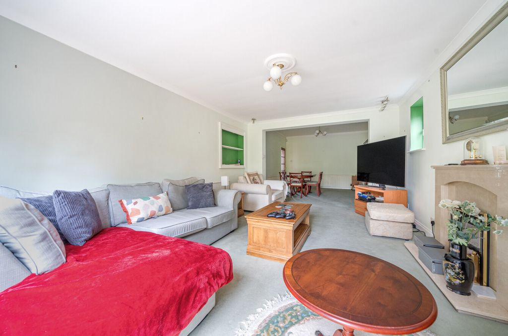 Property photo 3 of 24 1295884-4-6835d69...