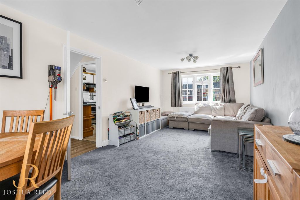 Property photo 2 of 19 Internal-13.Jpg