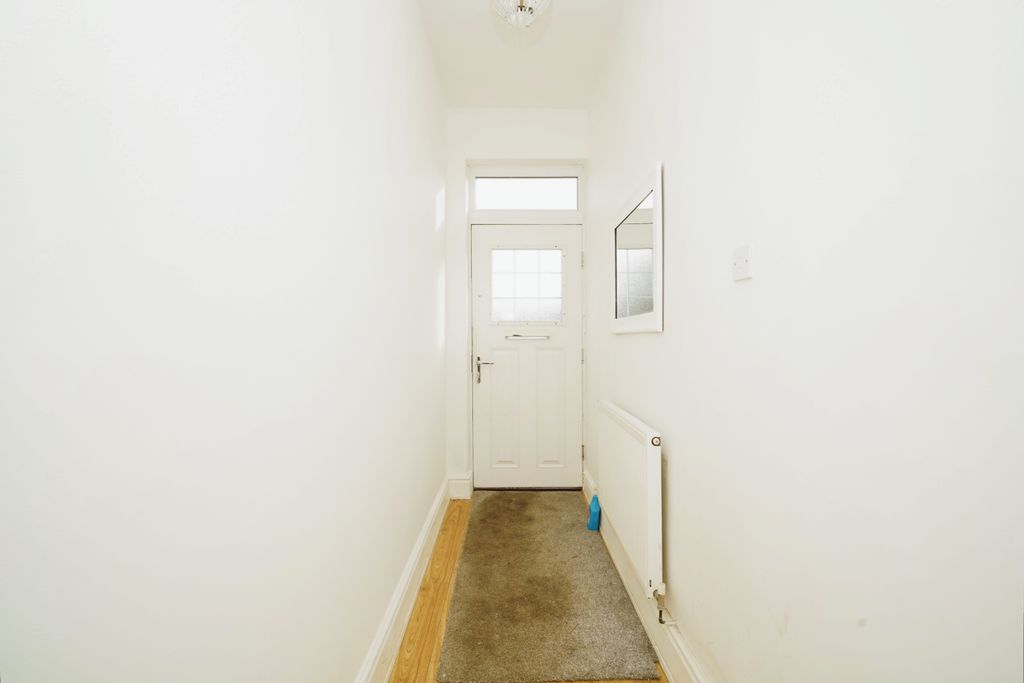 Property photo 3 of 20 Dsc04093