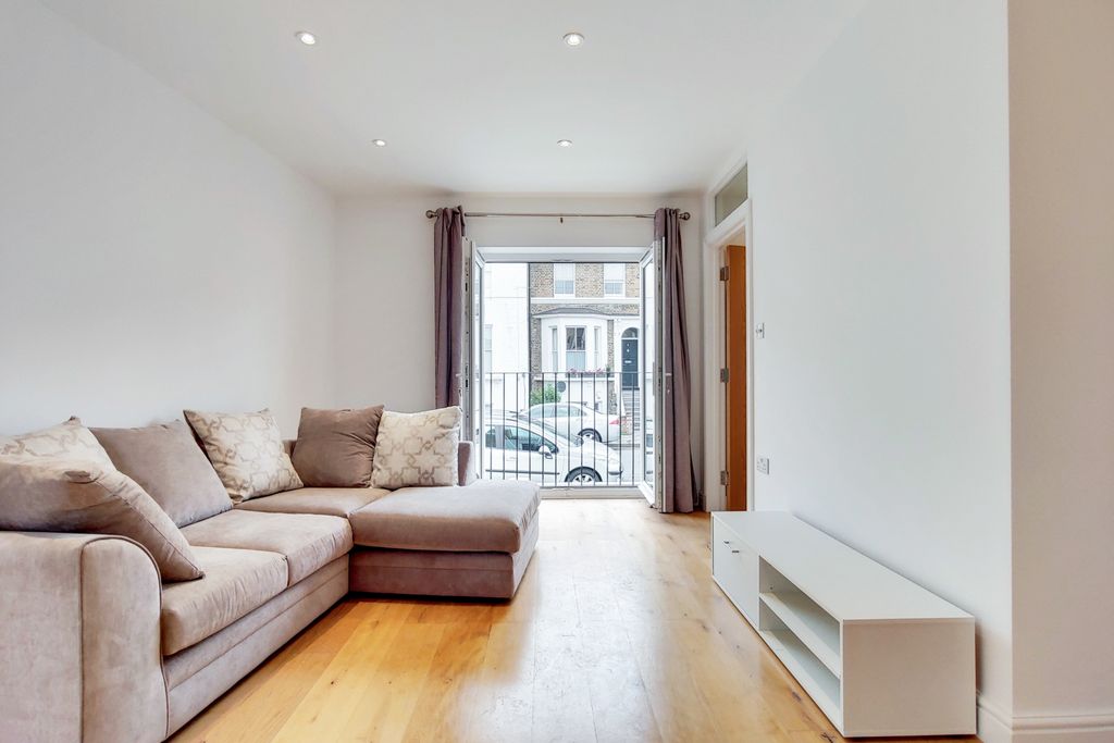 Property photo 3 of 16 Photo 2