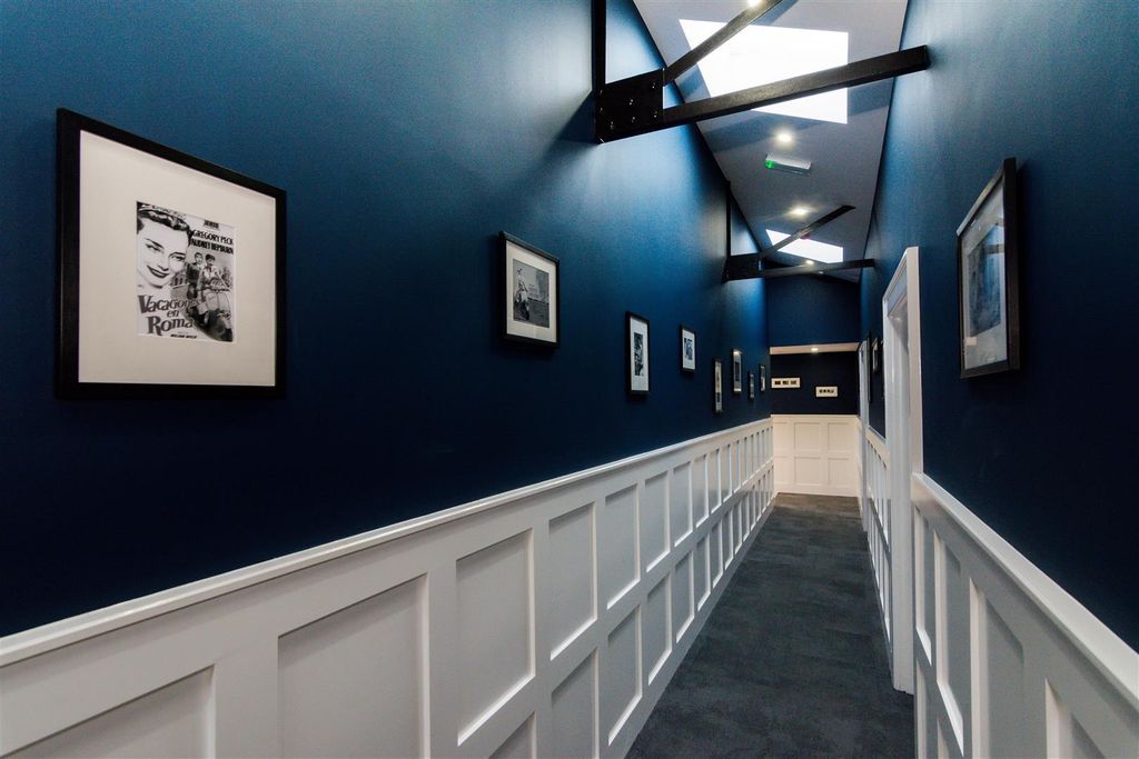 Property photo 1 of 12 0 General