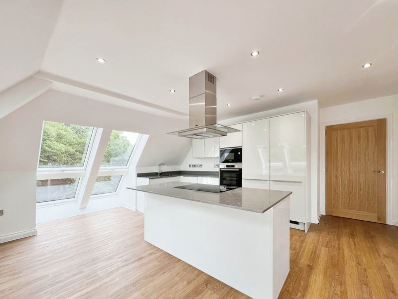 Property photo 3 of 9 Photo 15