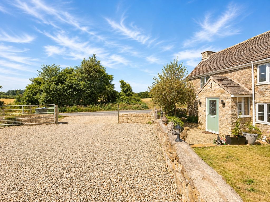 Property photo 1 of 22 Picture No. 40