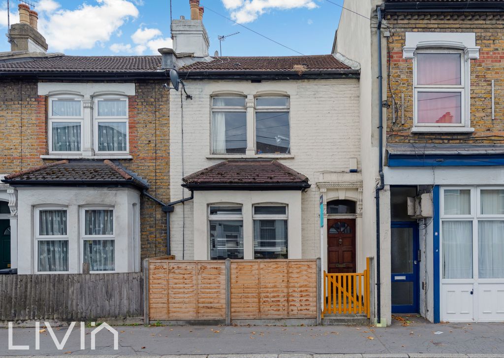 Property photo 1 of 12 Sundridge Road, 80-61