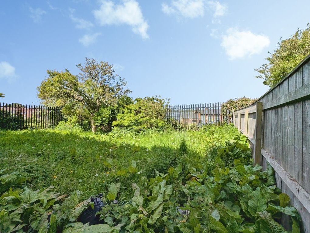 Property photo 2 of 2 Photo 2