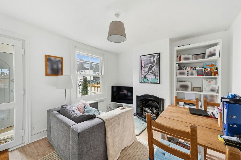 Property photo 2 of 13 Picture No. 10