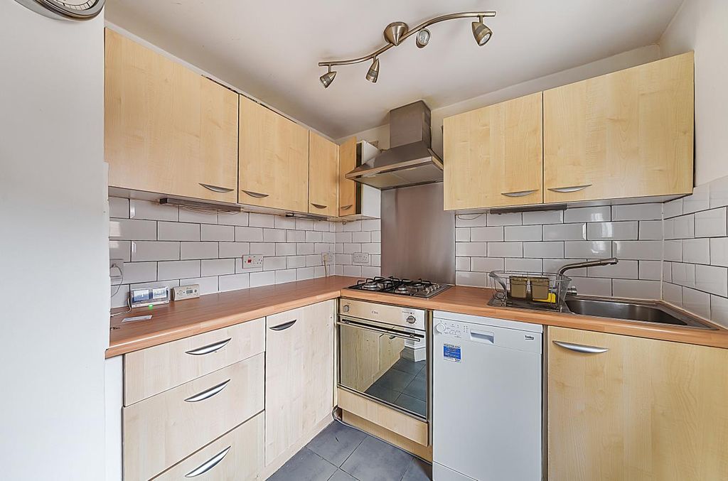 Property photo 3 of 6 18481772 (7).Jpg