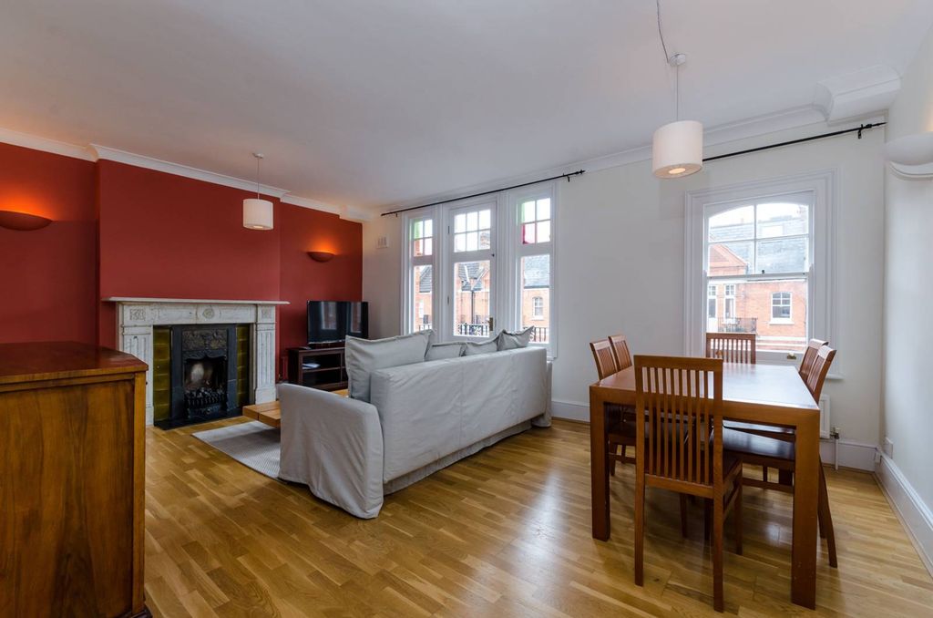 Property photo 2 of 14