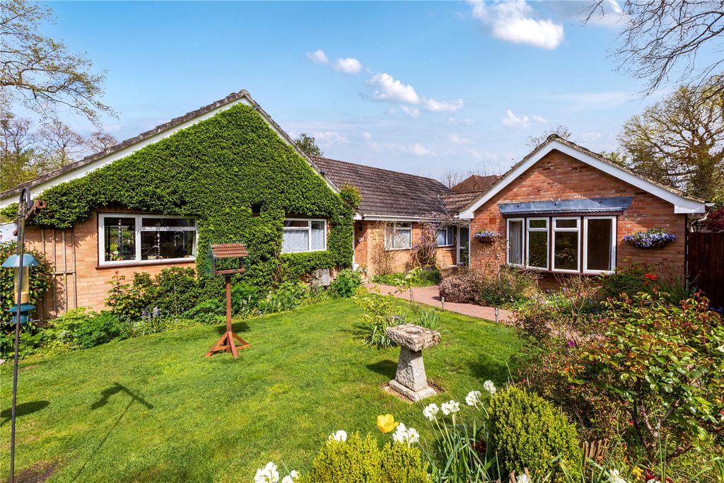 Property photo 1 of 33 Picture No. 57