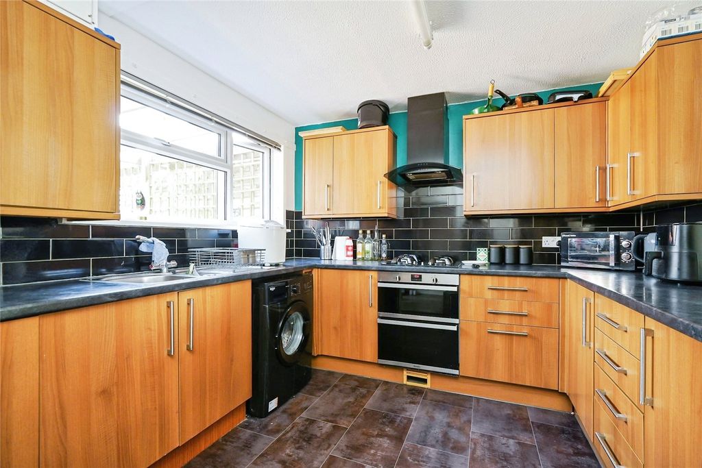 Property photo 3 of 16 Picture No. 08