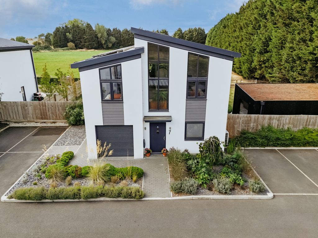 Property photo 1 of 36 Drone6