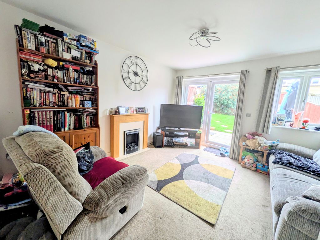 Property photo 2 of 14 1000019140